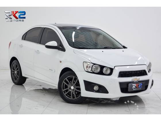 CHEVROLET SONIC 1.6 LTZ 16V FLEX 4P AUTOMÁTICO CHEVROLET SONIC 1.6 LTZ 16V FLEX 4P AUTOMÁTICO